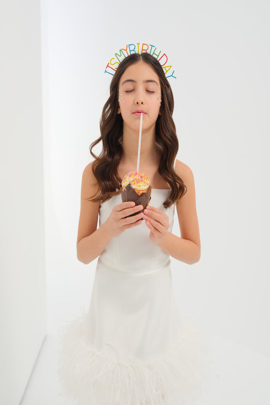 Etek Ucu Tüylü Elbise