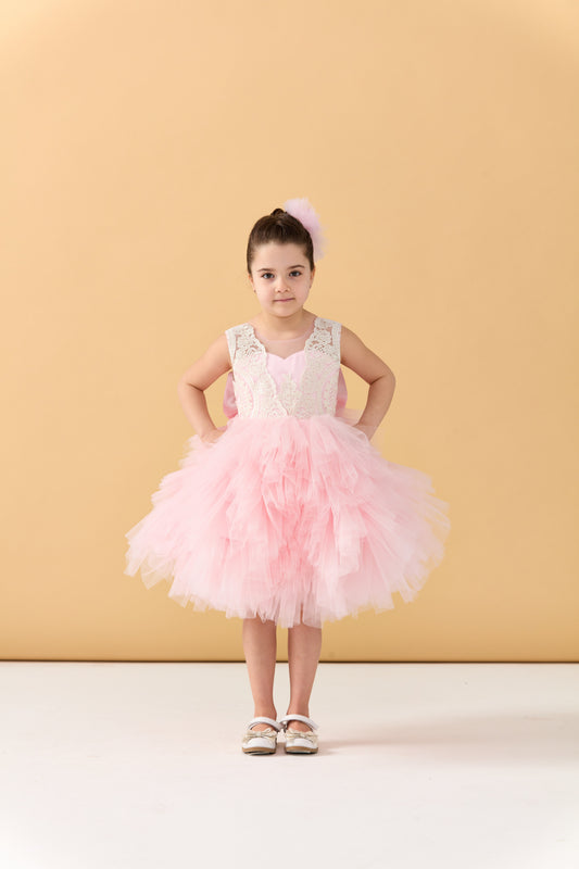 Eteği Volan Fırfırlı Elbise