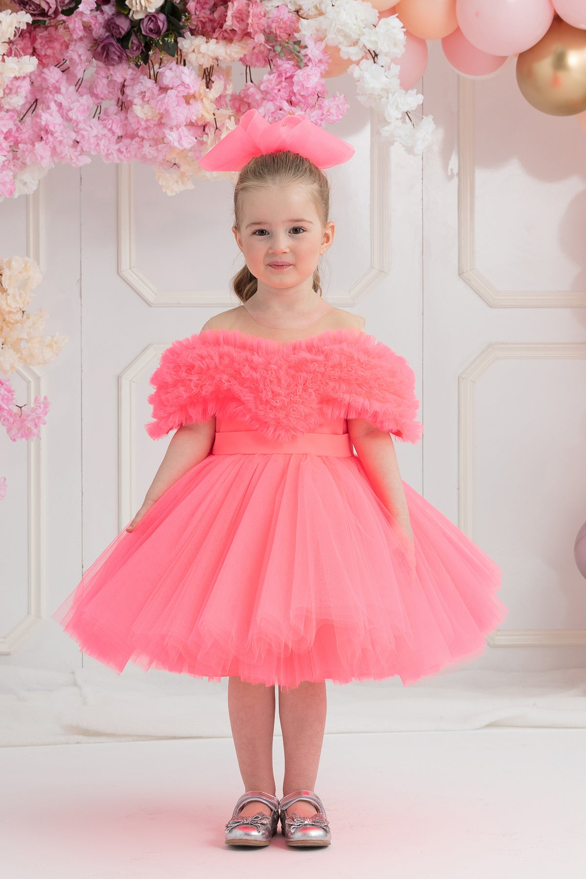 Fırfırlı Kalp Yaka Elbise